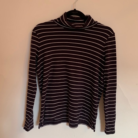 Land’s End turtleneck long sleeved shirt - Picture 2 of 4